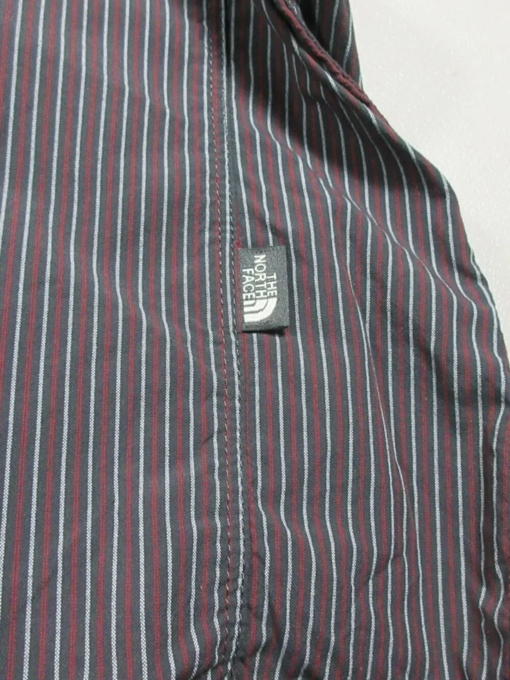 The North Face mens brown red gray nylon rollup vented hiking shirt XXL EUC